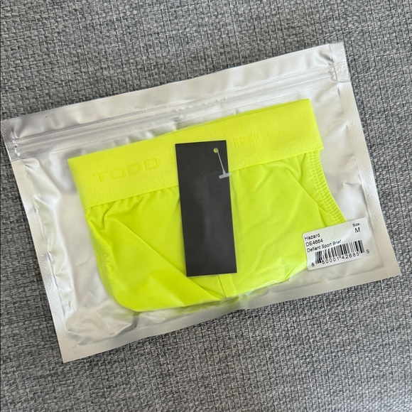 NWT Todd Sanfield Men’s M Hazard Defiant Sport Brief - Picture 3 of 4